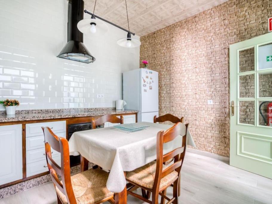 Casa De Huespedes La Huerta. La Campana